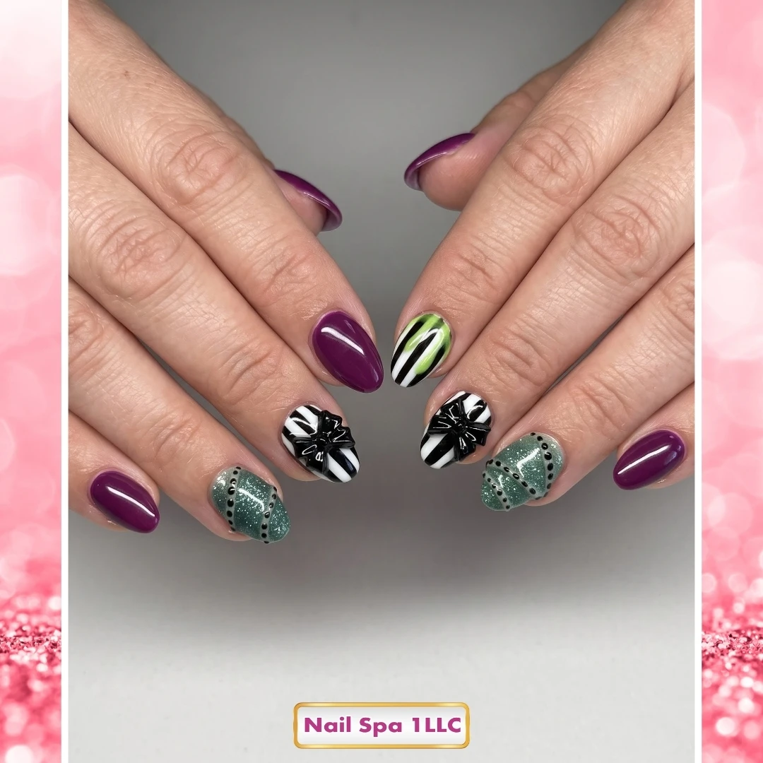 Gel nails art